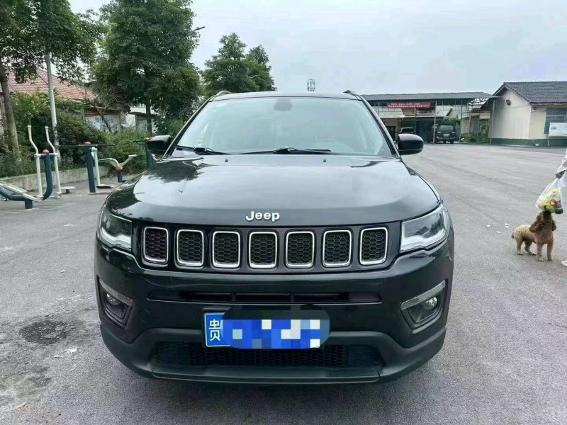 攀枝花17年Jeep指南者1