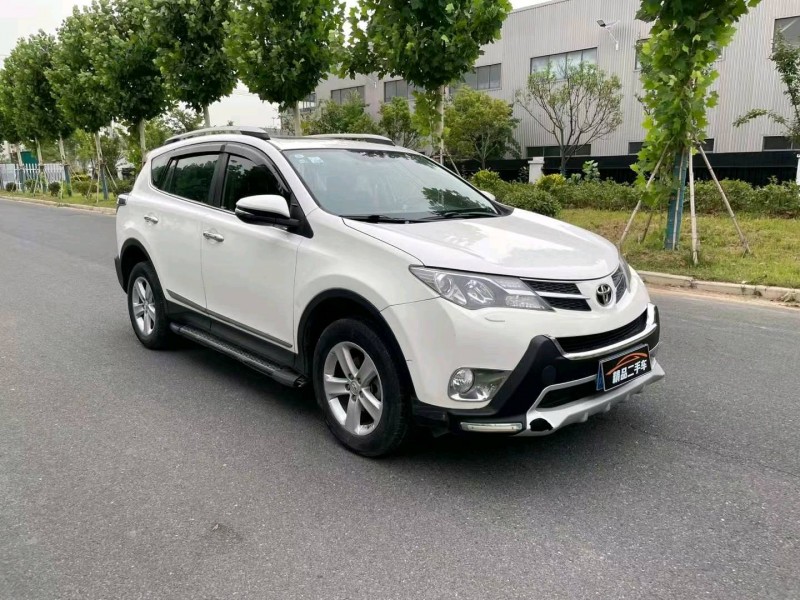 徐州14年丰田RAV42