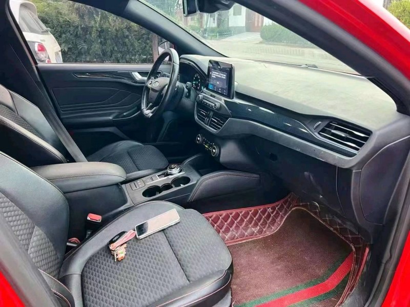 烟台19年福特福克斯8