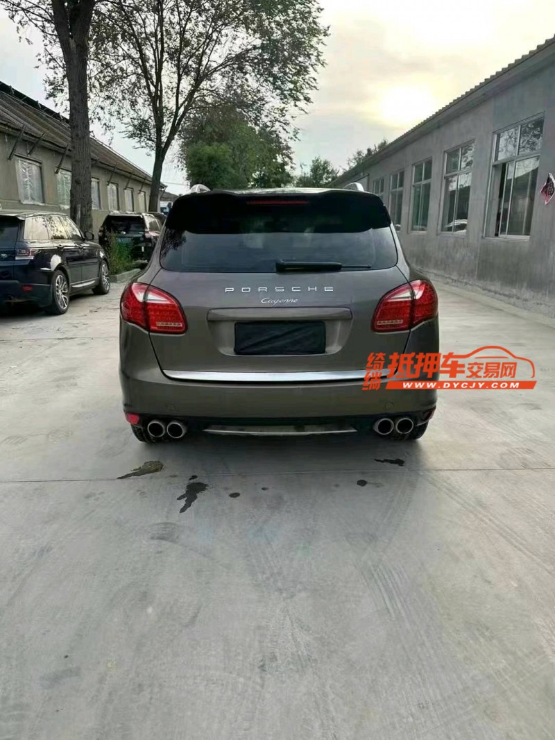 潍坊13年保时捷卡宴3