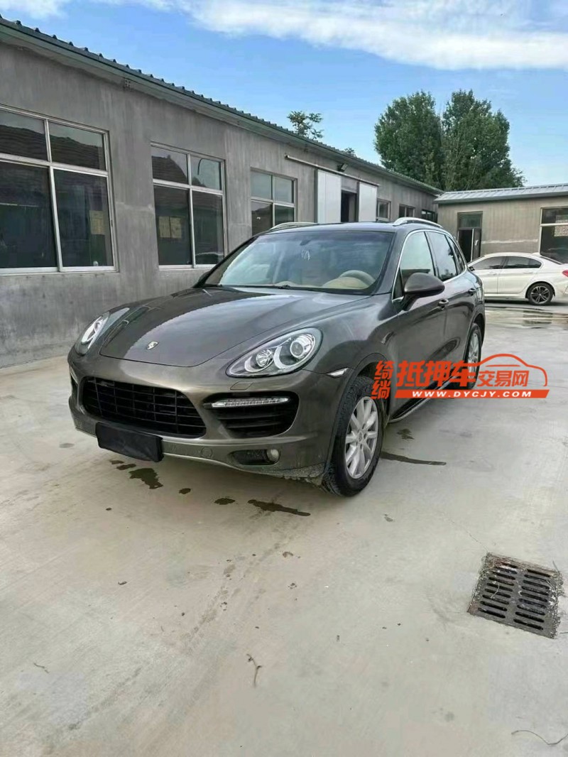 潍坊13年保时捷卡宴7