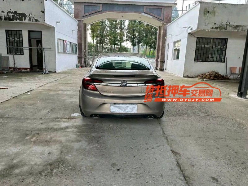 徐州15年别克君威9