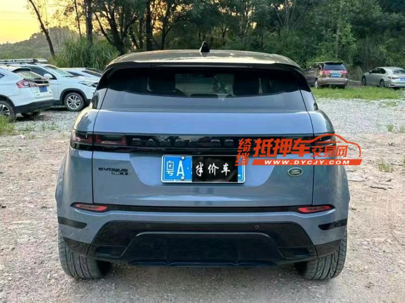 汕头19年路虎极光3