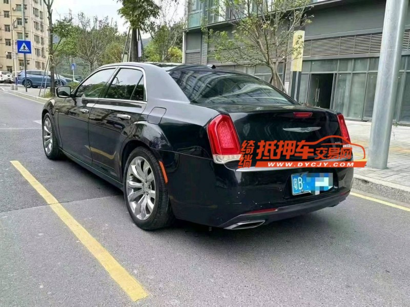 汕头17年克莱斯勒300C4