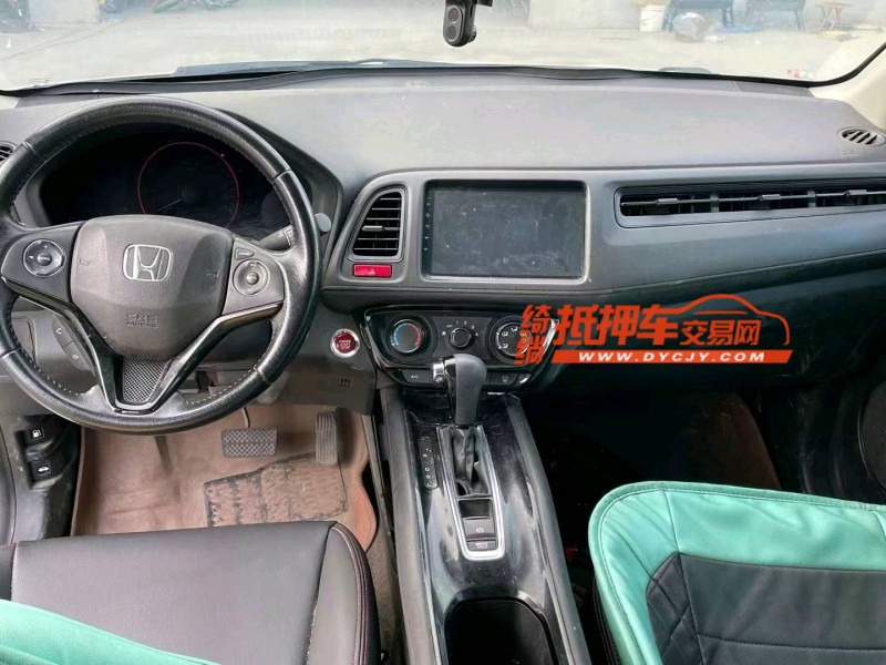 济宁18年本田缤智4