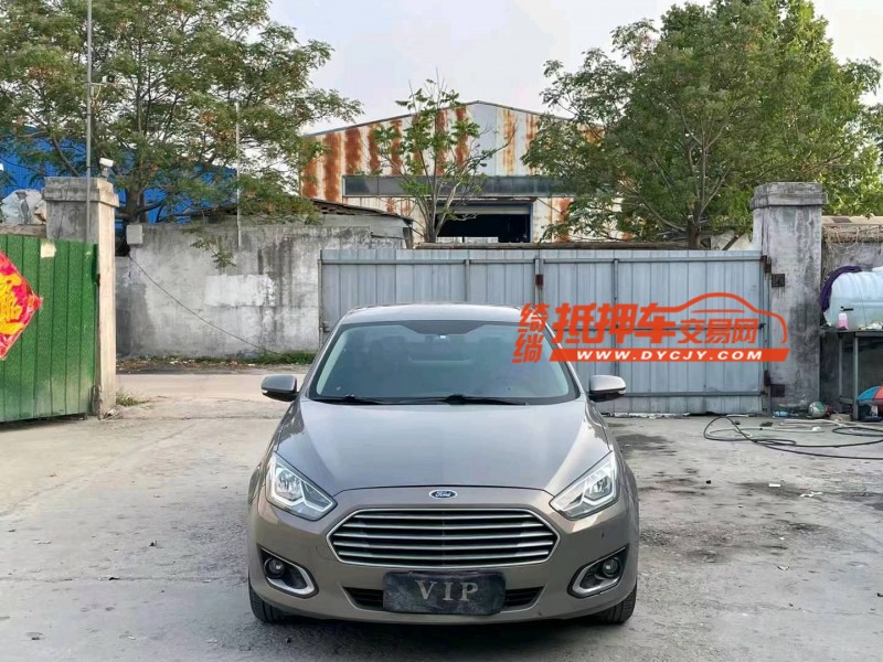济宁16年福特福睿斯1