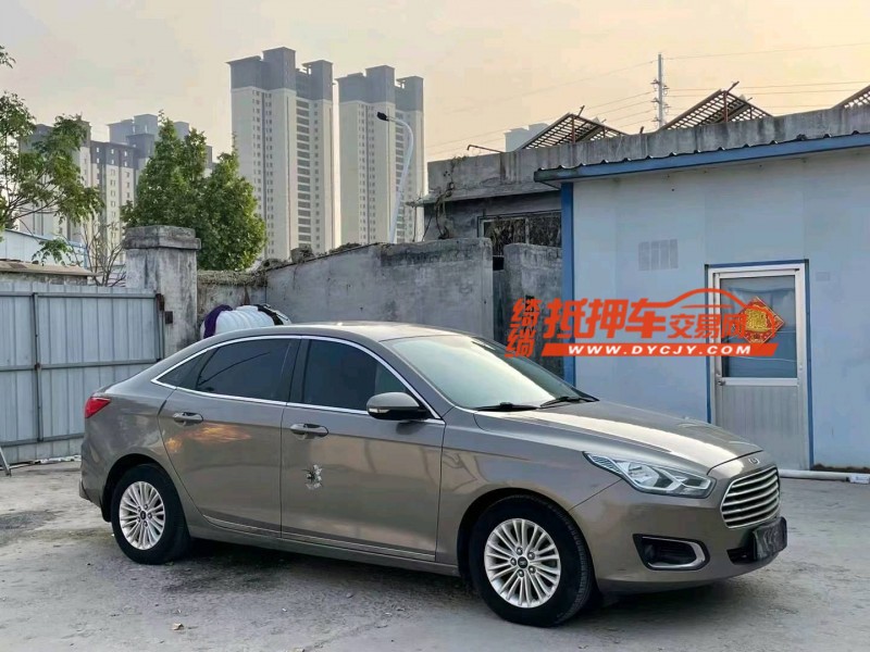 济宁16年福特福睿斯3