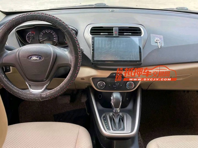 济宁16年福特福睿斯4