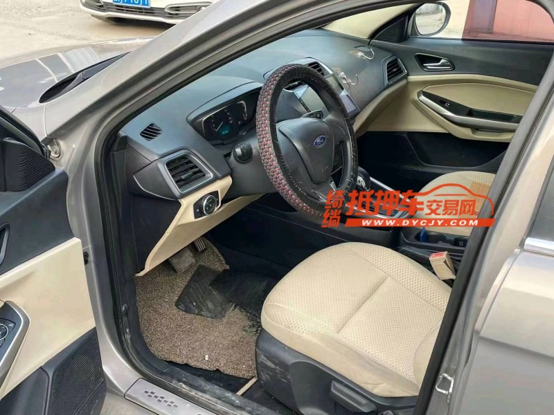 济宁16年福特福睿斯6