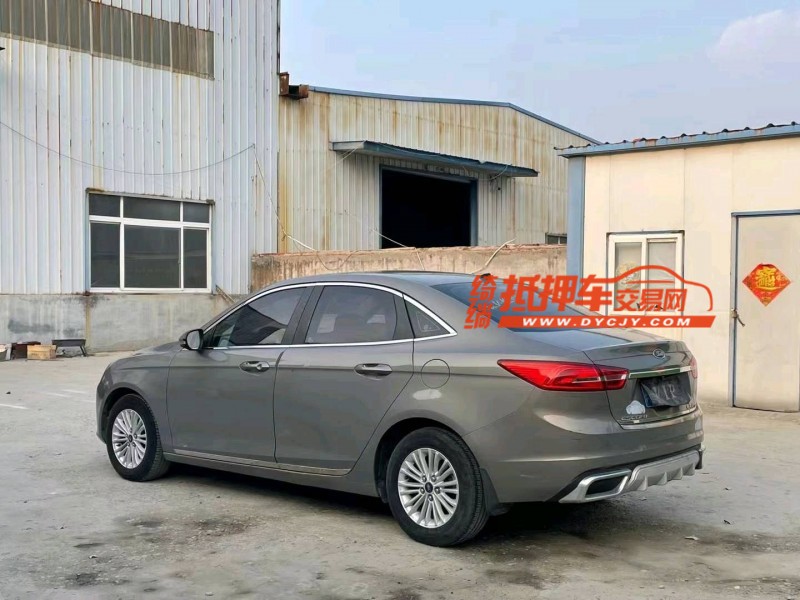 济宁16年福特福睿斯7