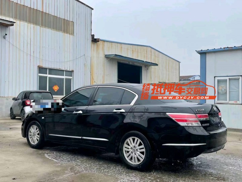 济宁13年本田雅阁7