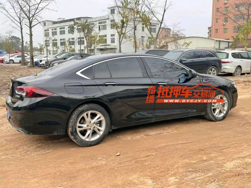 广州21年别克君威8