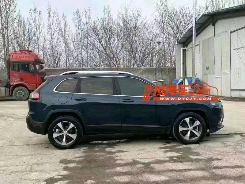郑州20年Jeep自由光8