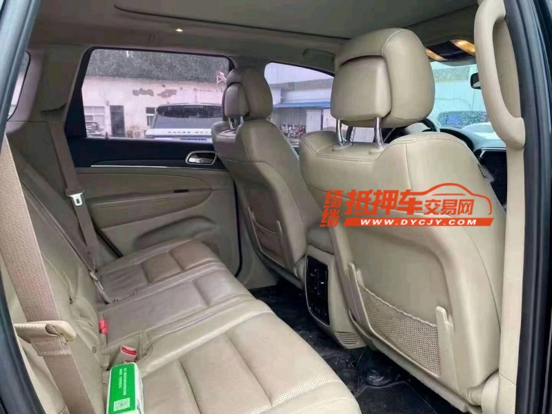 郑州18年Jeep大切诺基5
