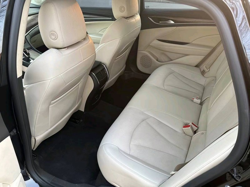 徐州20年别克君越6