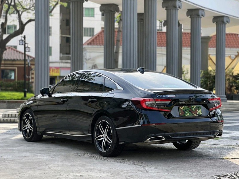 东莞23年本田雅阁6