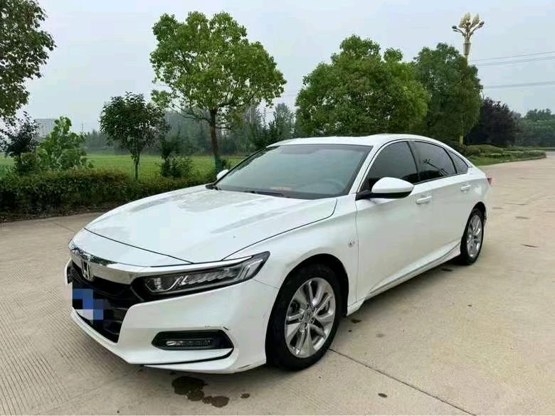 盐城20年本田雅阁2