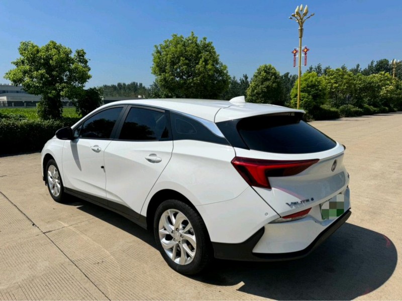 盐城23年别克微蓝5