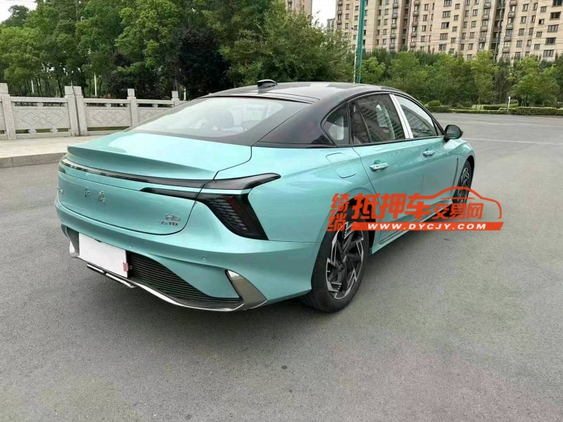 徐州23年红旗H65