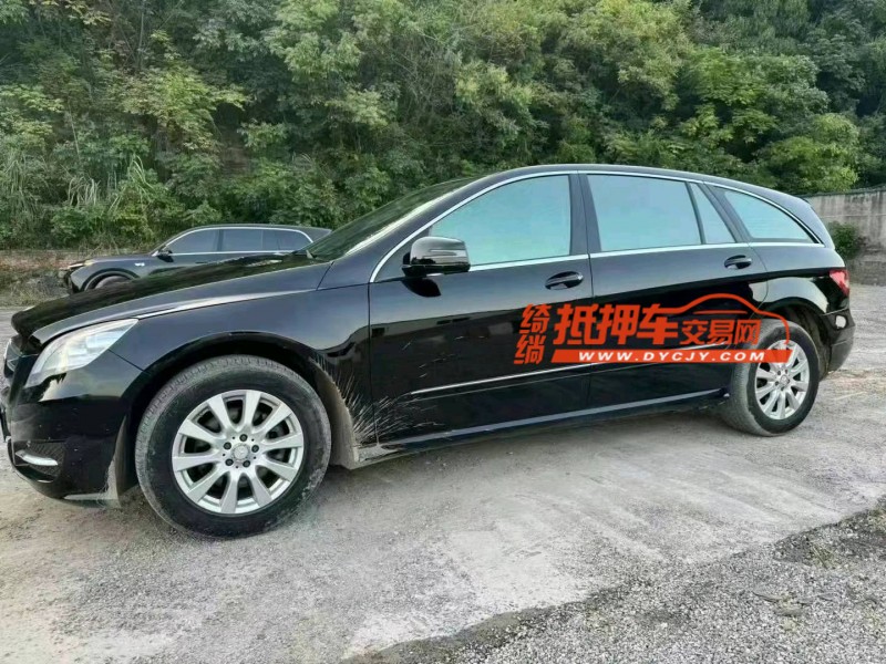 宜昌12年奔馳R3