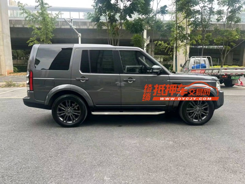 常德16年路虎發現8