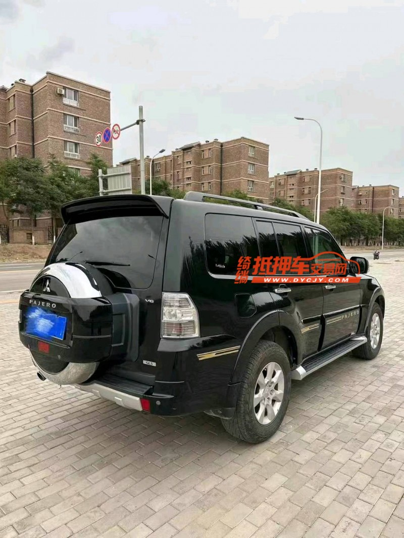 潍坊13年三菱帕杰罗5