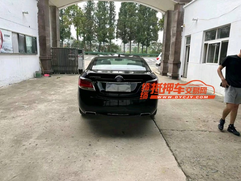 徐州13年别克君越9