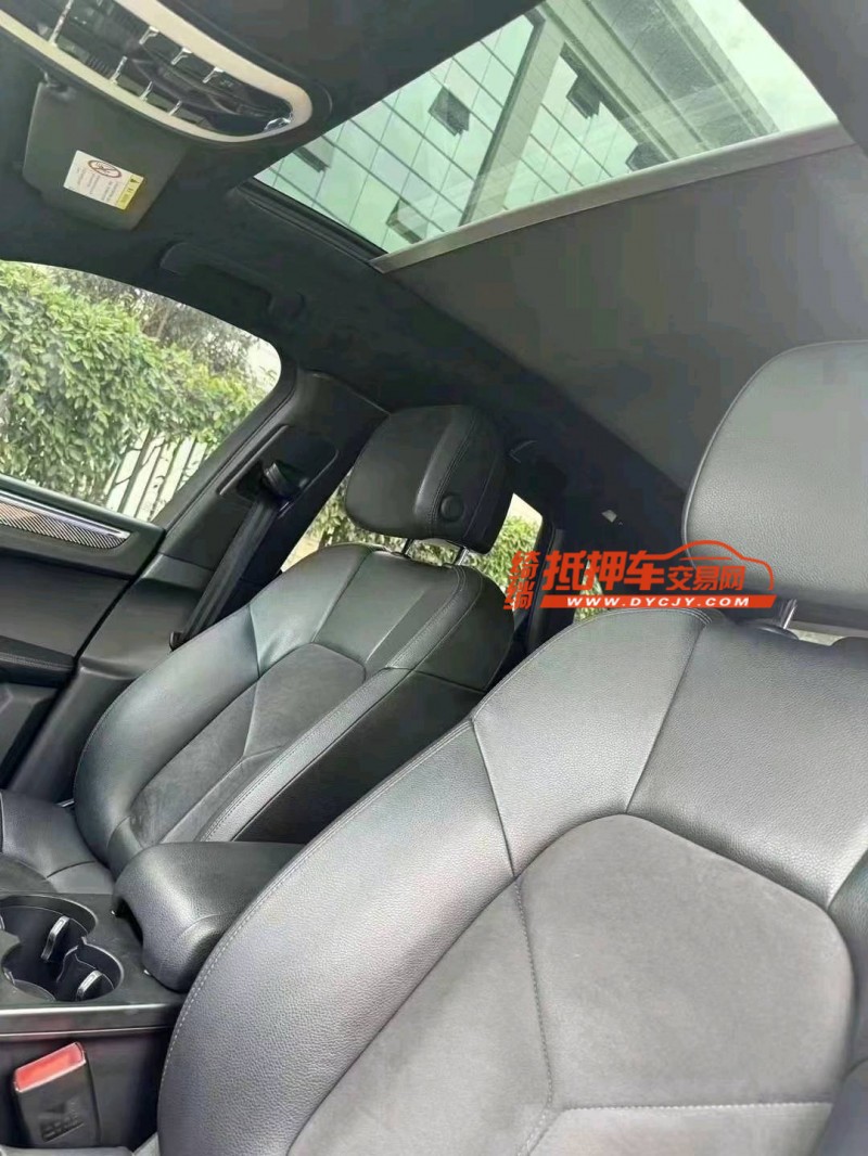 昆明17年保時捷Macan6