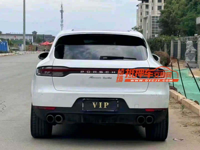 昆明17年保時捷Macan9