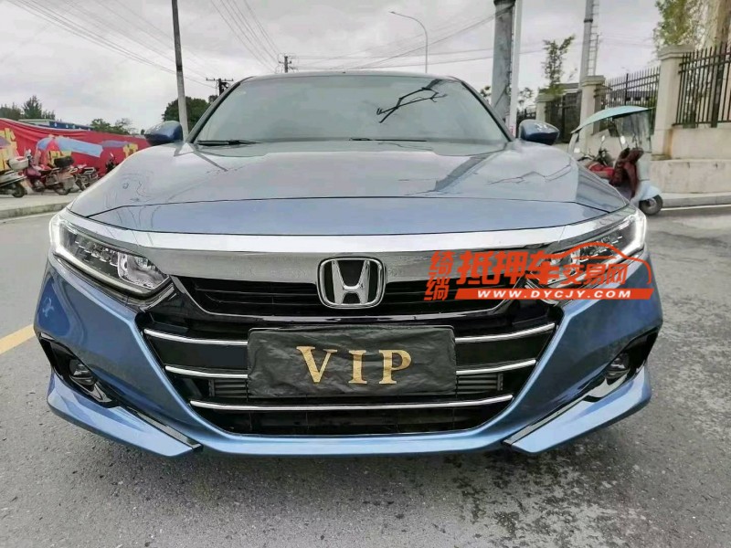 烟台22年本田雅阁1