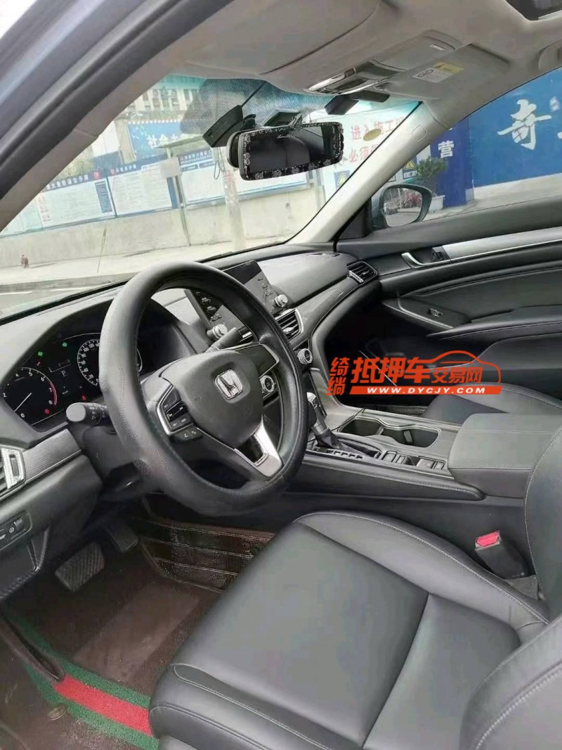 烟台22年本田雅阁7
