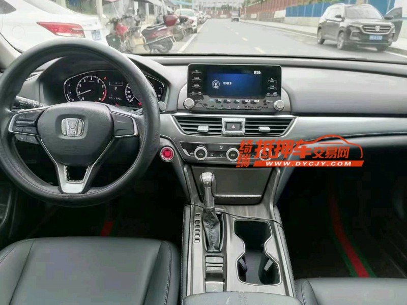 烟台22年本田雅阁9