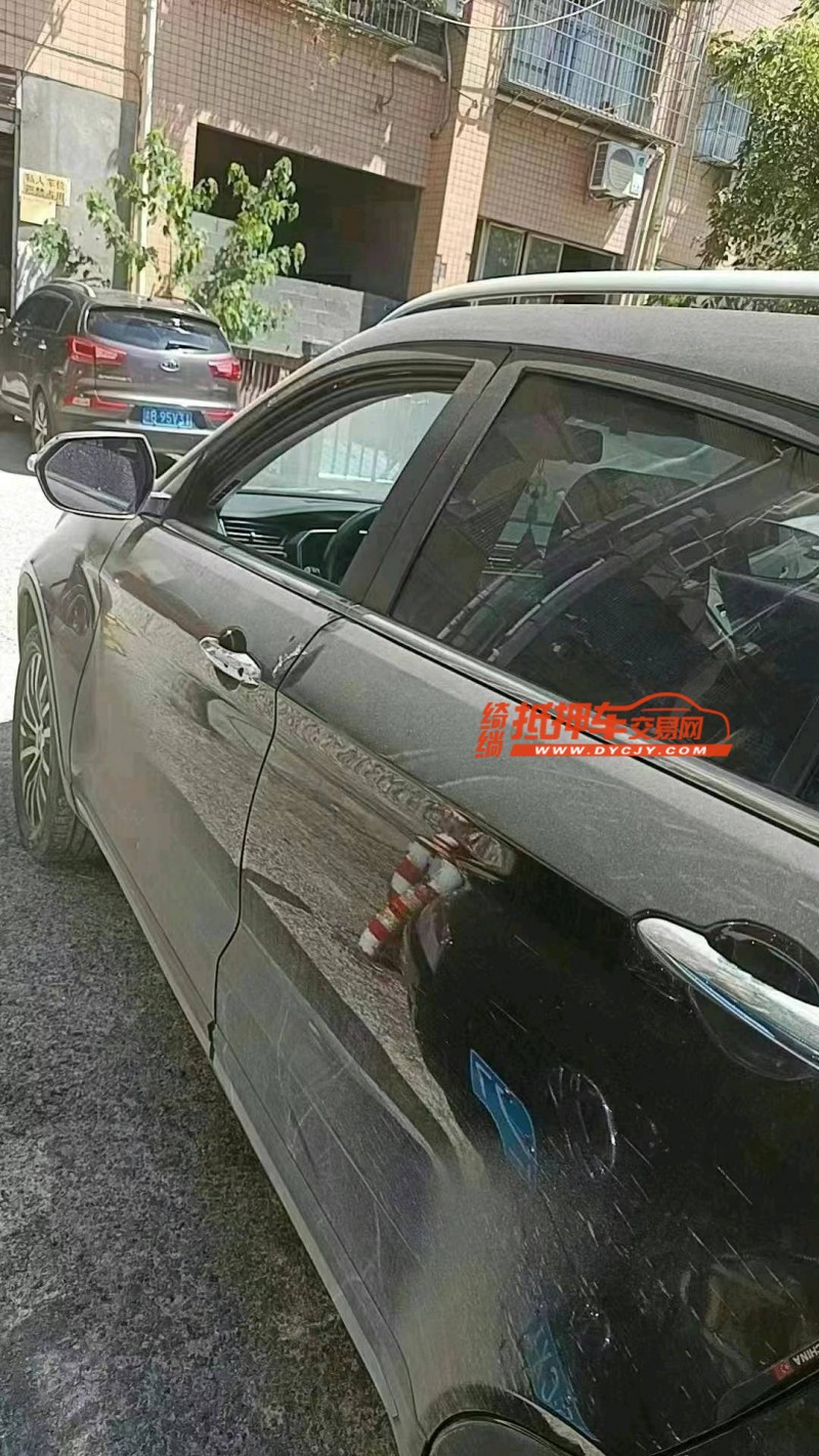 重庆20年福特领界4