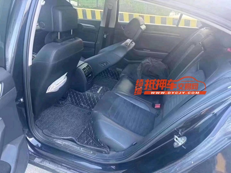 潍坊17年大众迈腾8