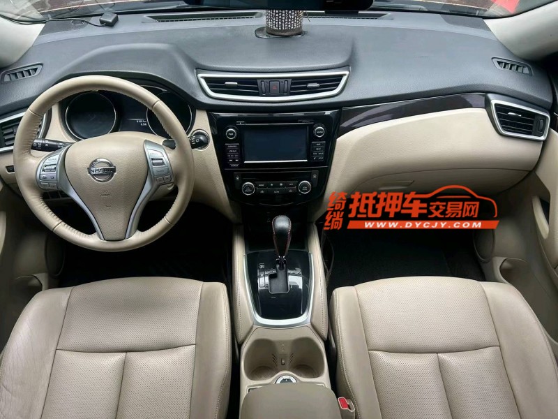 蘭州15年日產奇駿5