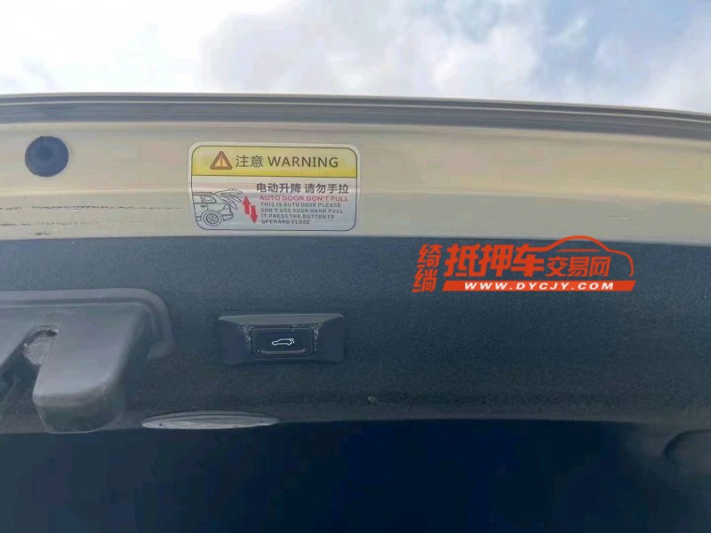 济宁17年大众CC8