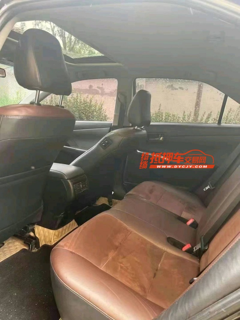 保定14年丰田凯美瑞6