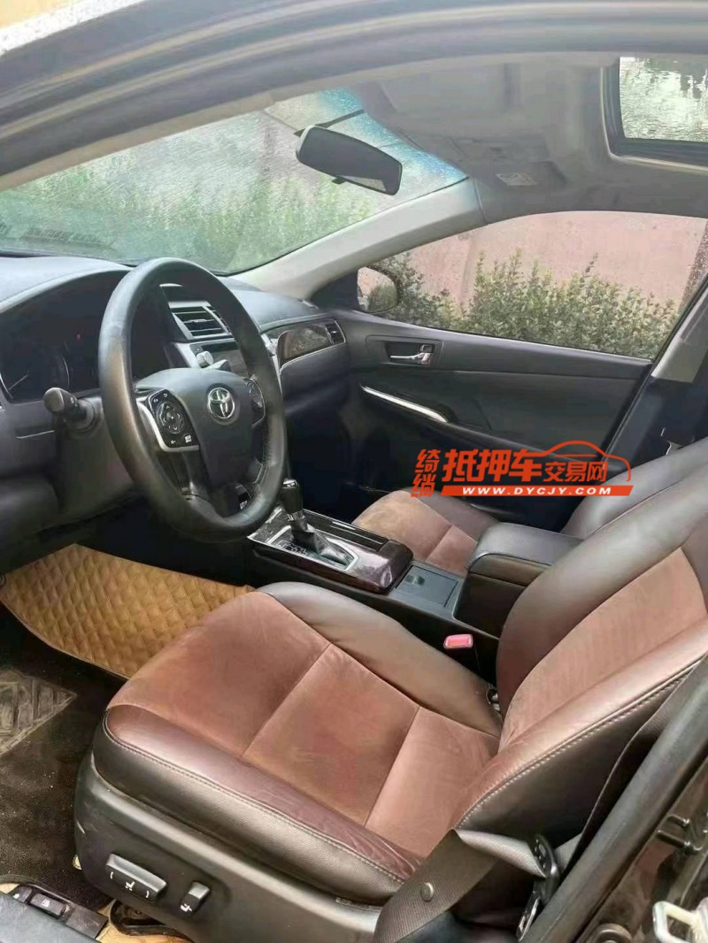 保定14年丰田凯美瑞8