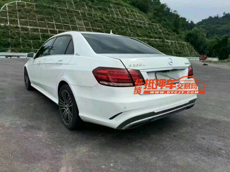 重庆14年奔驰E4