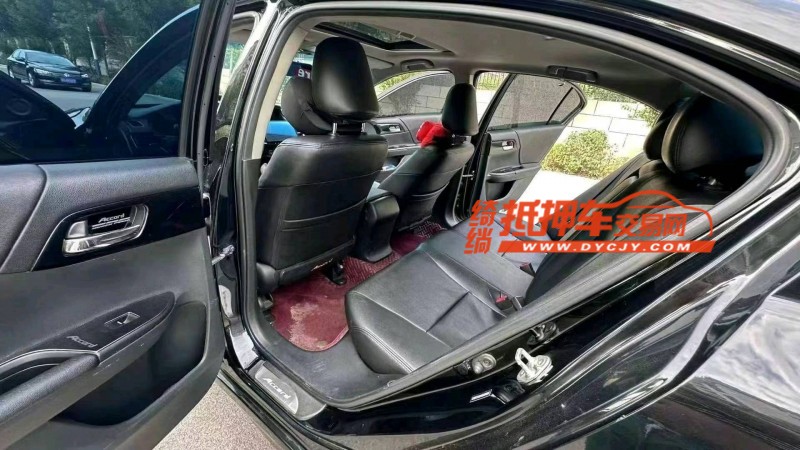 烟台17年本田雅阁6