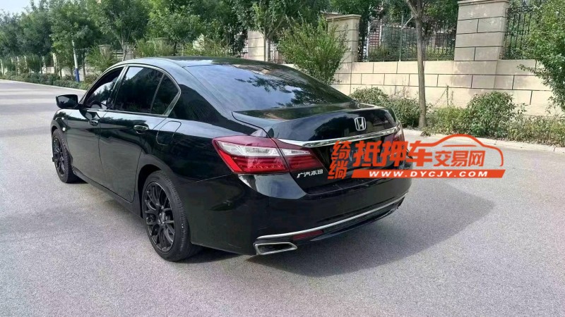 烟台17年本田雅阁9