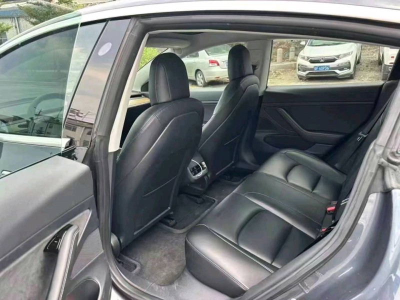 佛山20年特斯拉MODEL 37