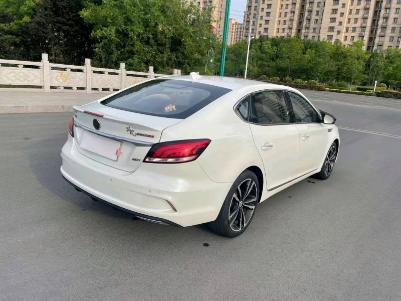 徐州18年名爵64