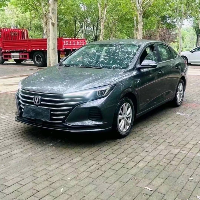 東營22年長安汽車逸動2