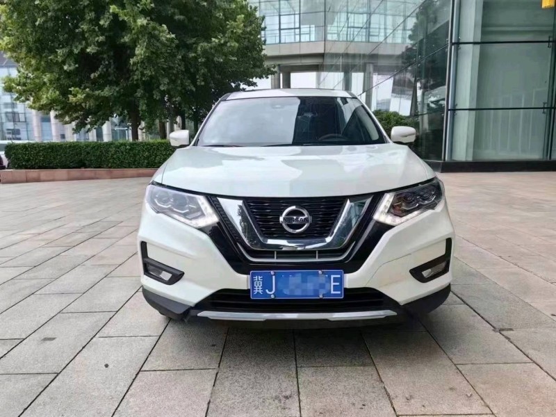 保定21年日产奇骏1