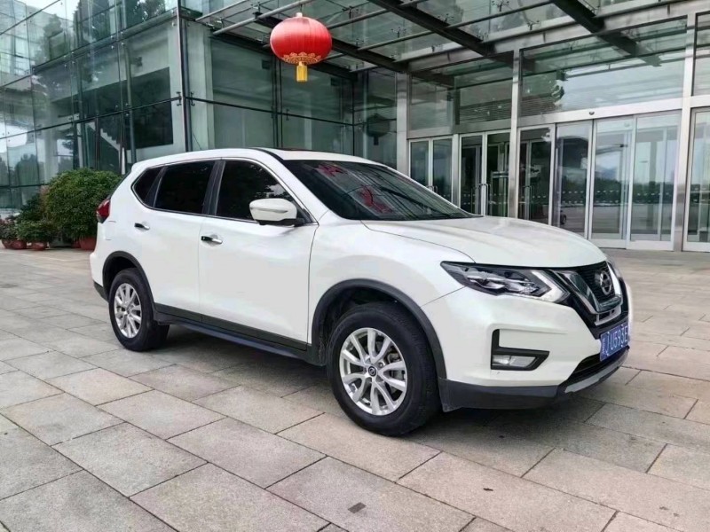 保定21年日产奇骏2