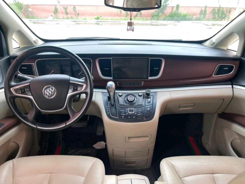 徐州16年别克GL86