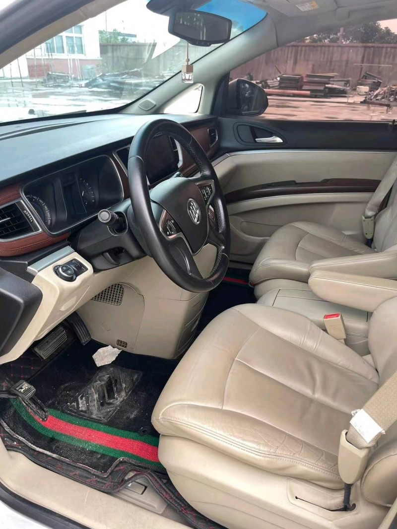 徐州16年别克GL88