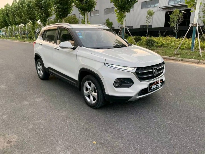 徐州18年寶駿5102