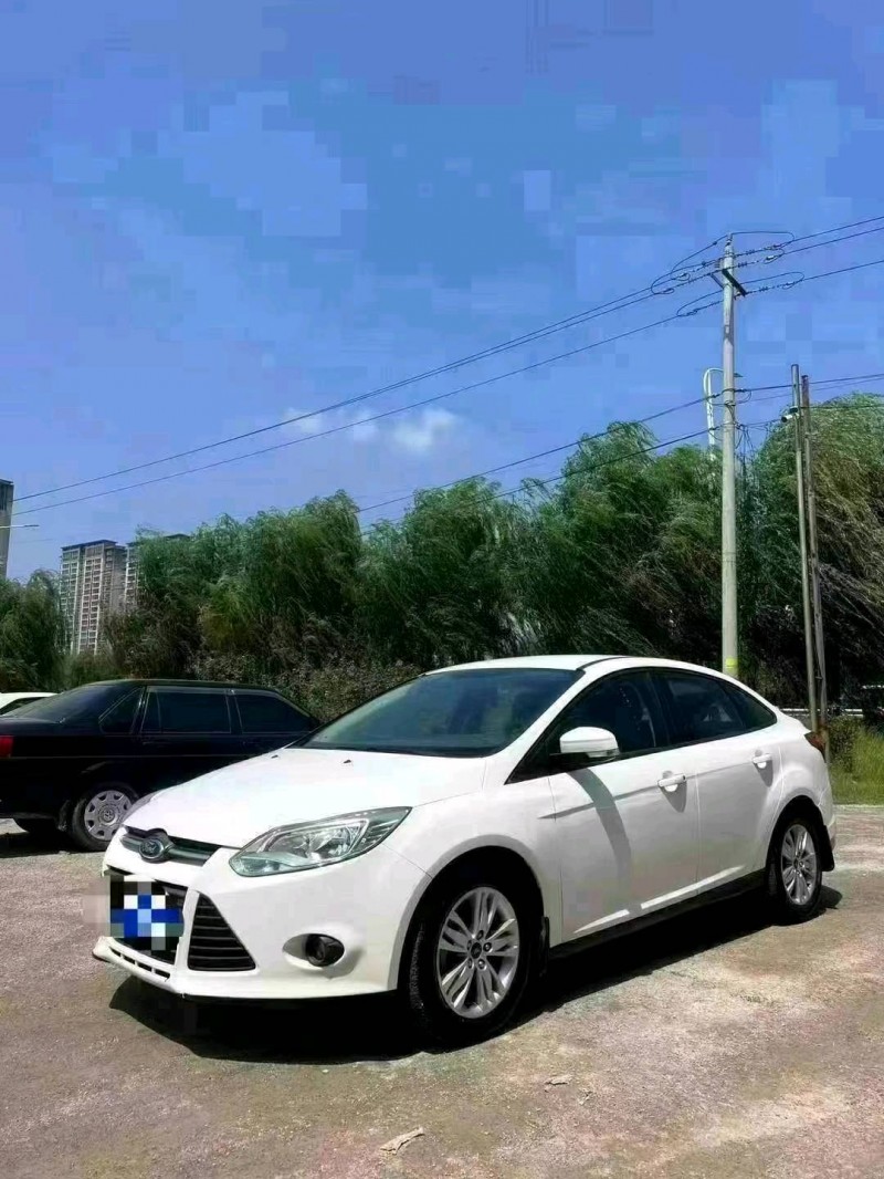 菏泽14年福特福克斯2